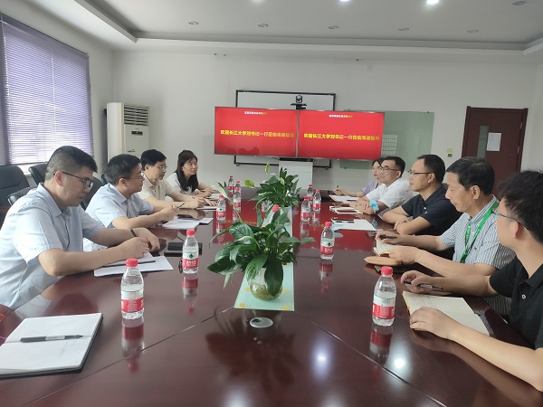 说明: http://sky.yangtzeu.edu.cn/__local/F/5E/BC/14DF3A6D1572B7DC56448D23515_1F01FBCA_2FAA1.jpg